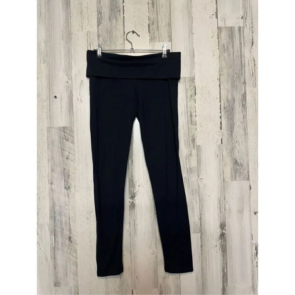 SO black leggings